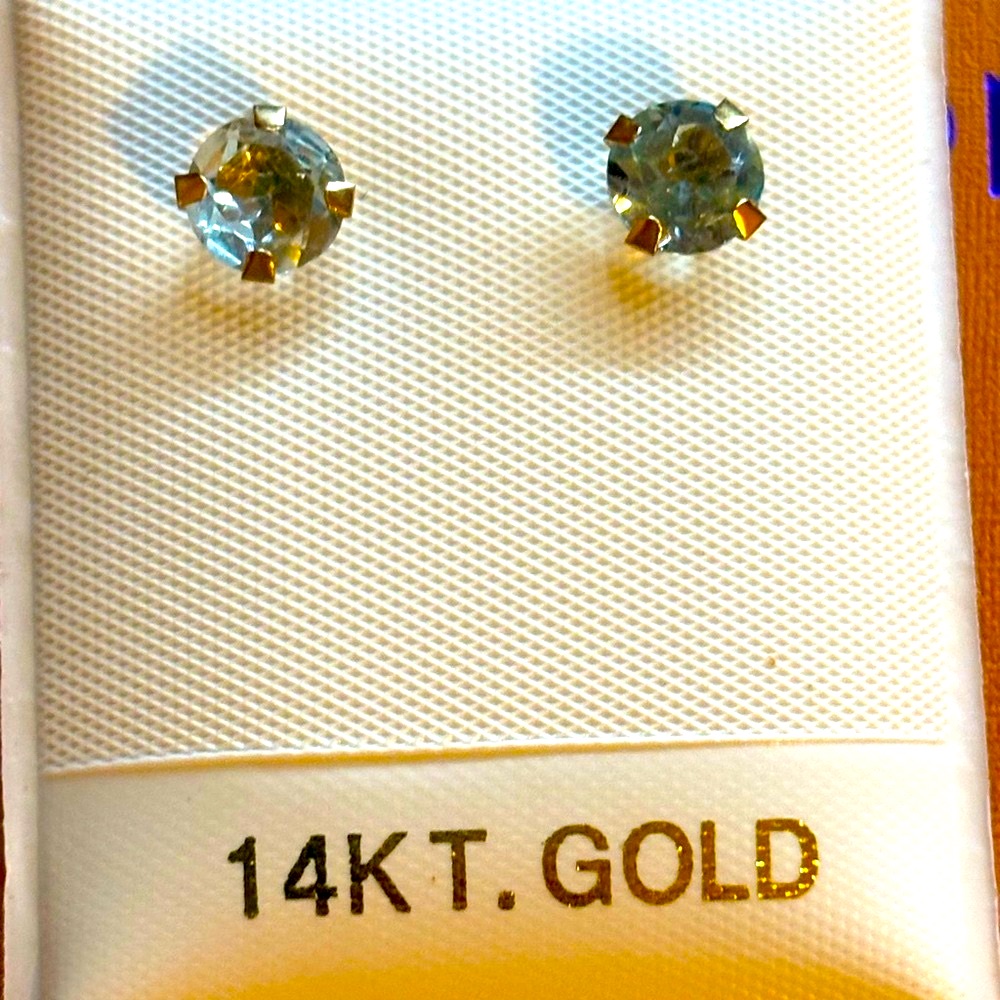 14kt Gold Earrings